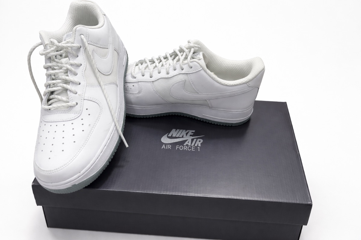Nike Air Force 1 ‘07 (White/White Reflective Silver Blanc) FV0383100