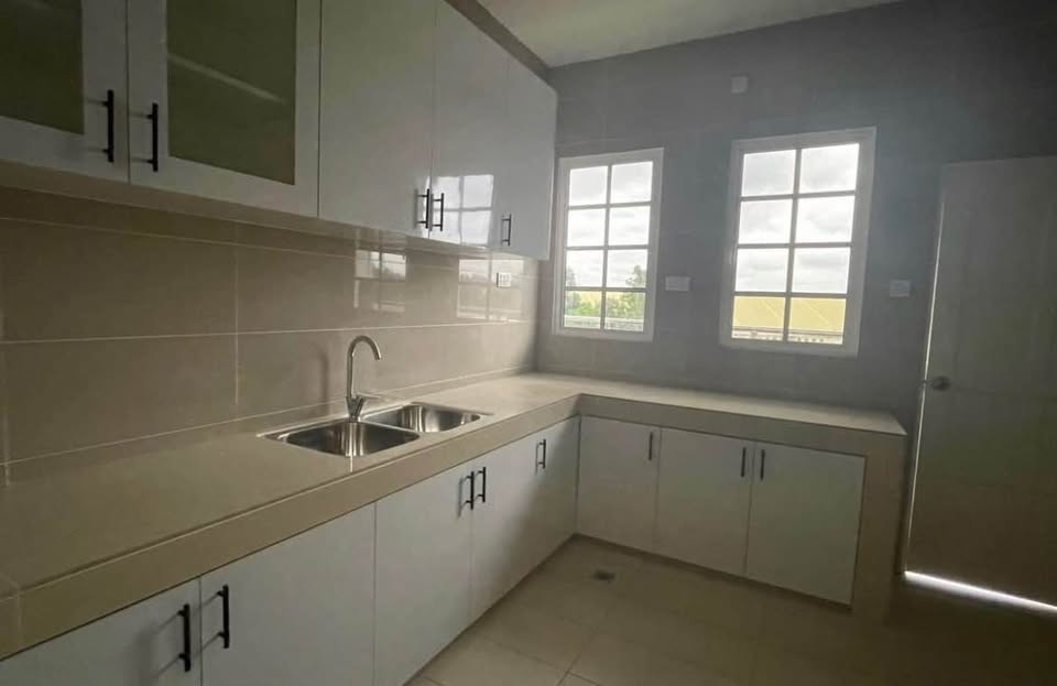 New 3 bedroom apartment for rent
