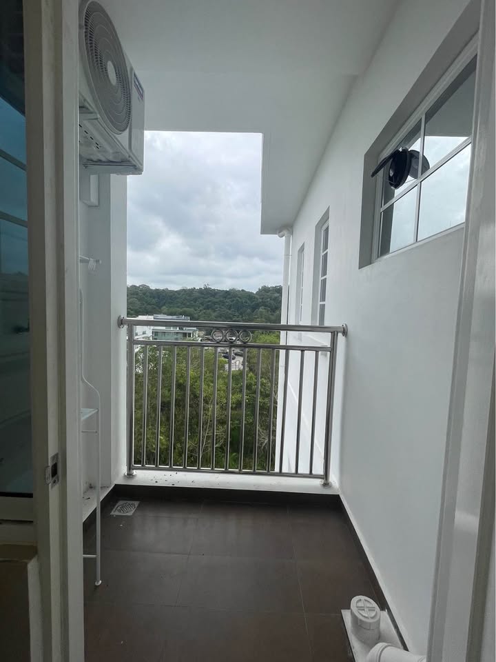 New 3 bedroom apartment for rent