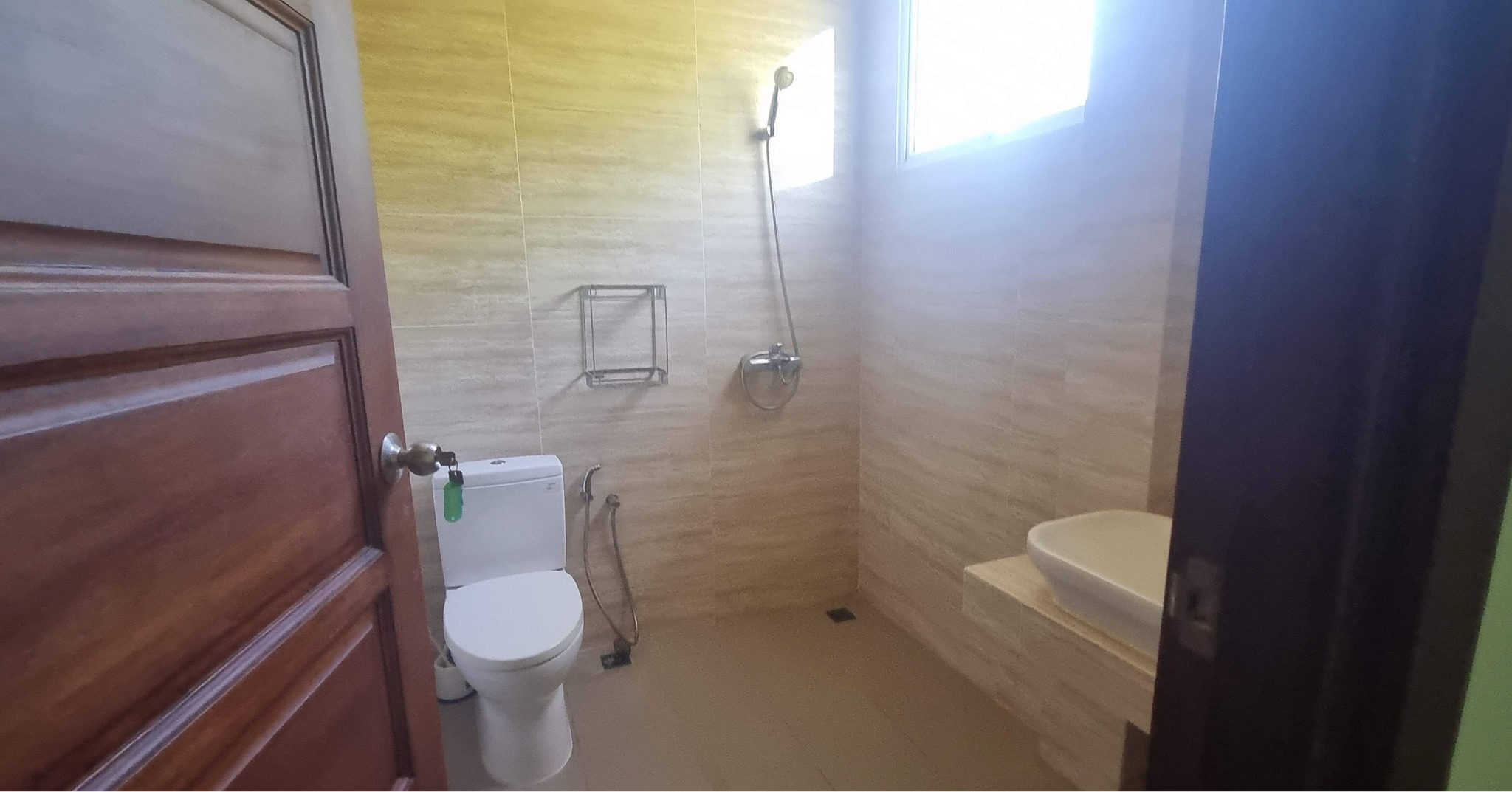 💥💥✨✨Double-storey Semi-Detached house for rent at Kg Mata-Mata