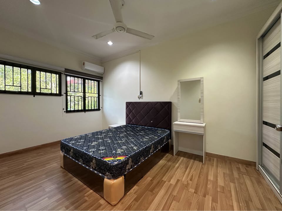 Semi-Detached | Taman Seri Tilong