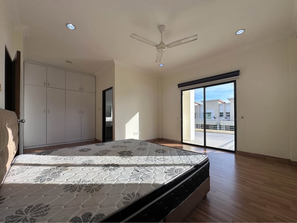 Semi-Detached | Taman Seri Tilong