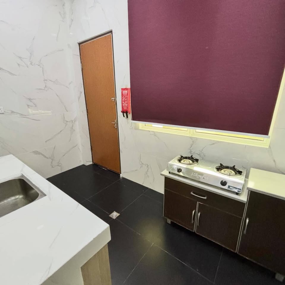 SEMI DETACHED HOUSE FOR RENT AT KIARONG